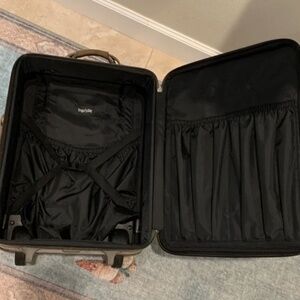 Briggs & Riley 19” 2 wheel carryon